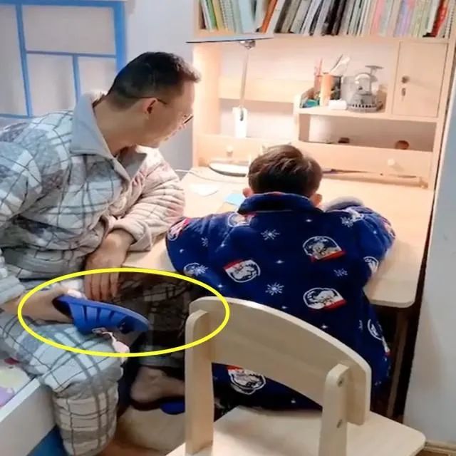 “拖鞋”式教育